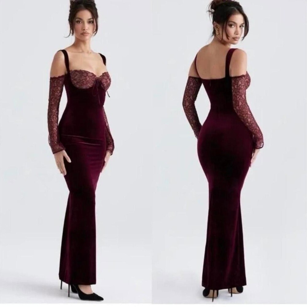 House of CB ‘Ivy’ Black Cherry Velvet Gown in XS